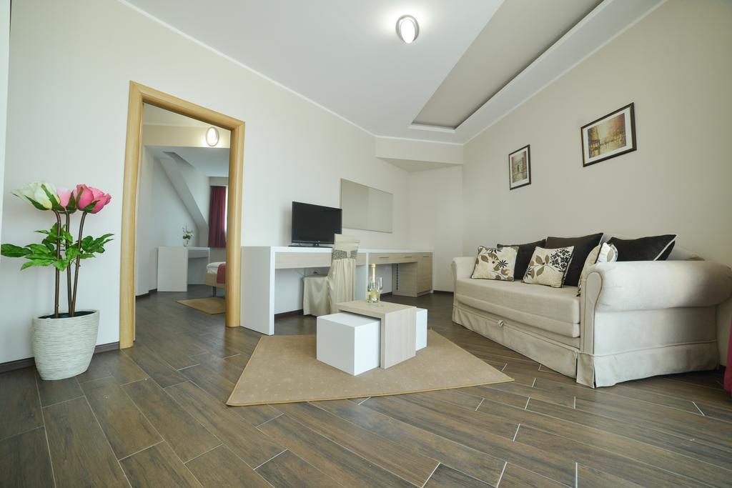 Kesten Futog Room photo