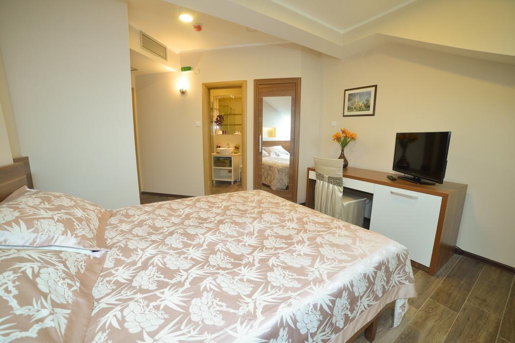 Kesten Futog Room photo