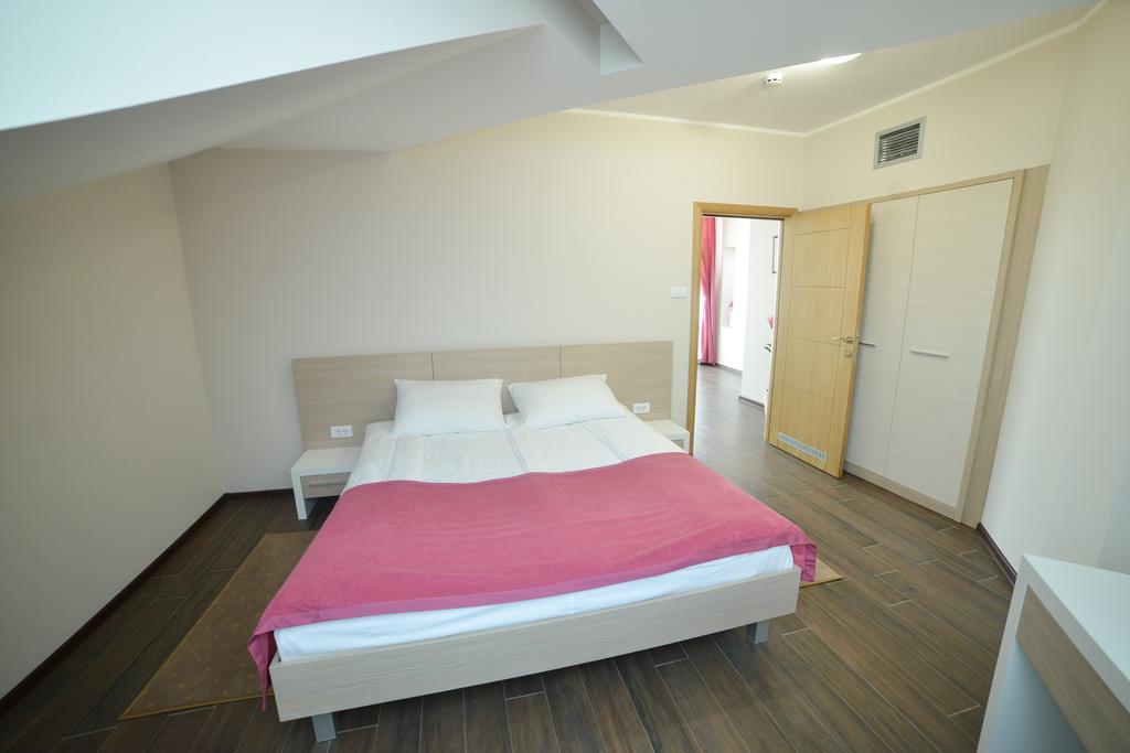 Kesten Futog Room photo