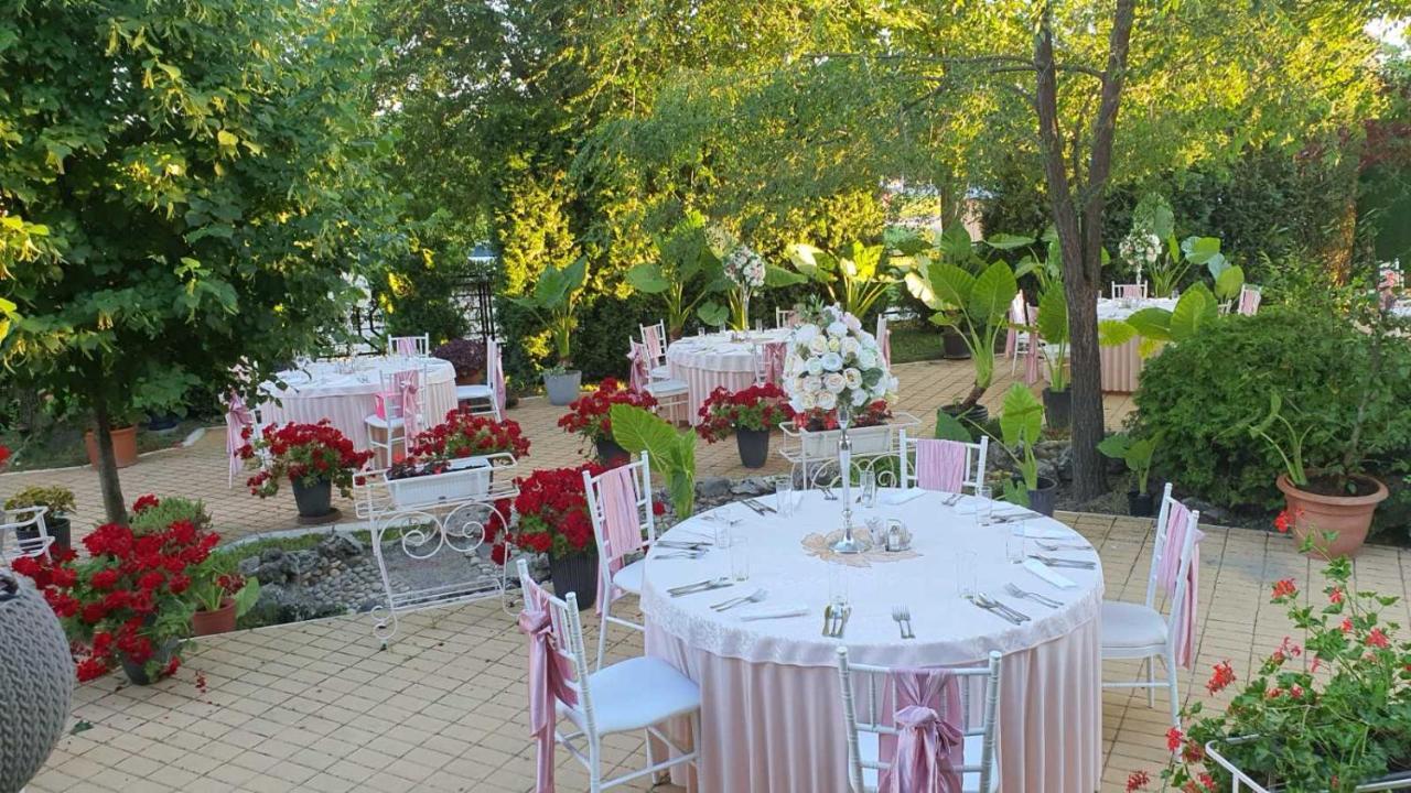 Kesten Futog Exterior photo